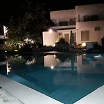 Affittacamere Borgo La Pineta Carmiano (Apulia)