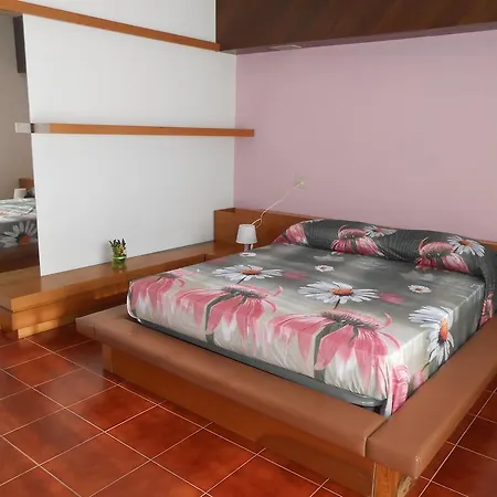 Borgo La Pineta Guest house