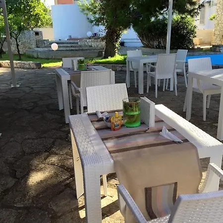 Guest house Borgo La Pineta Carmiano (Apulia)