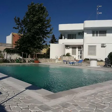 Borgo La Pineta * Carmiano (Apulia)