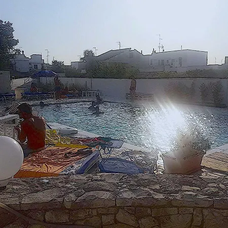 Borgo La Pineta Guest house