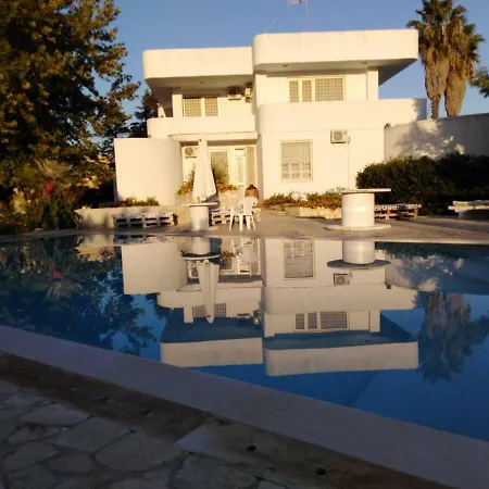 Borgo La Pineta Guest house Carmiano (Apulia)